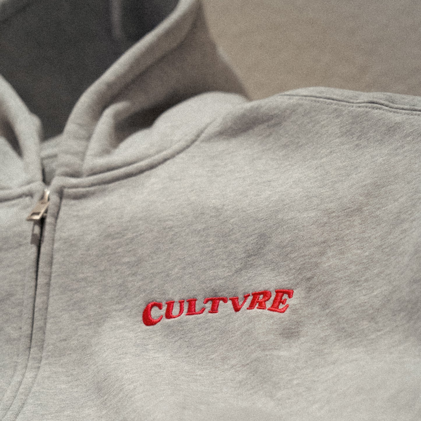 CULTVRE Archway Zipper