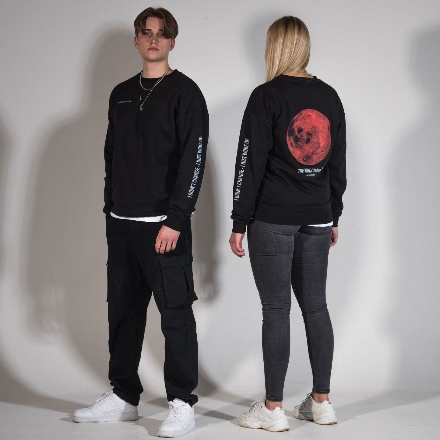 LUNAR CREWNECK