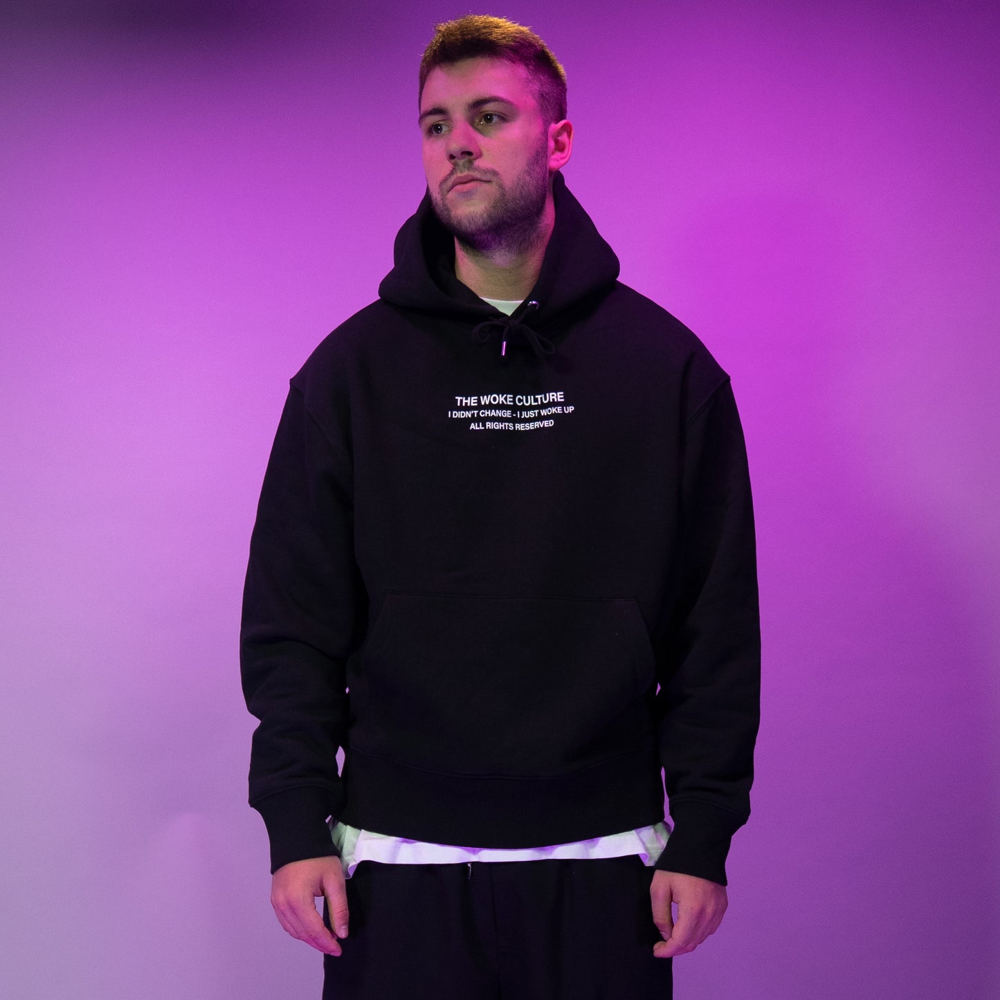 BASIC HOODIE