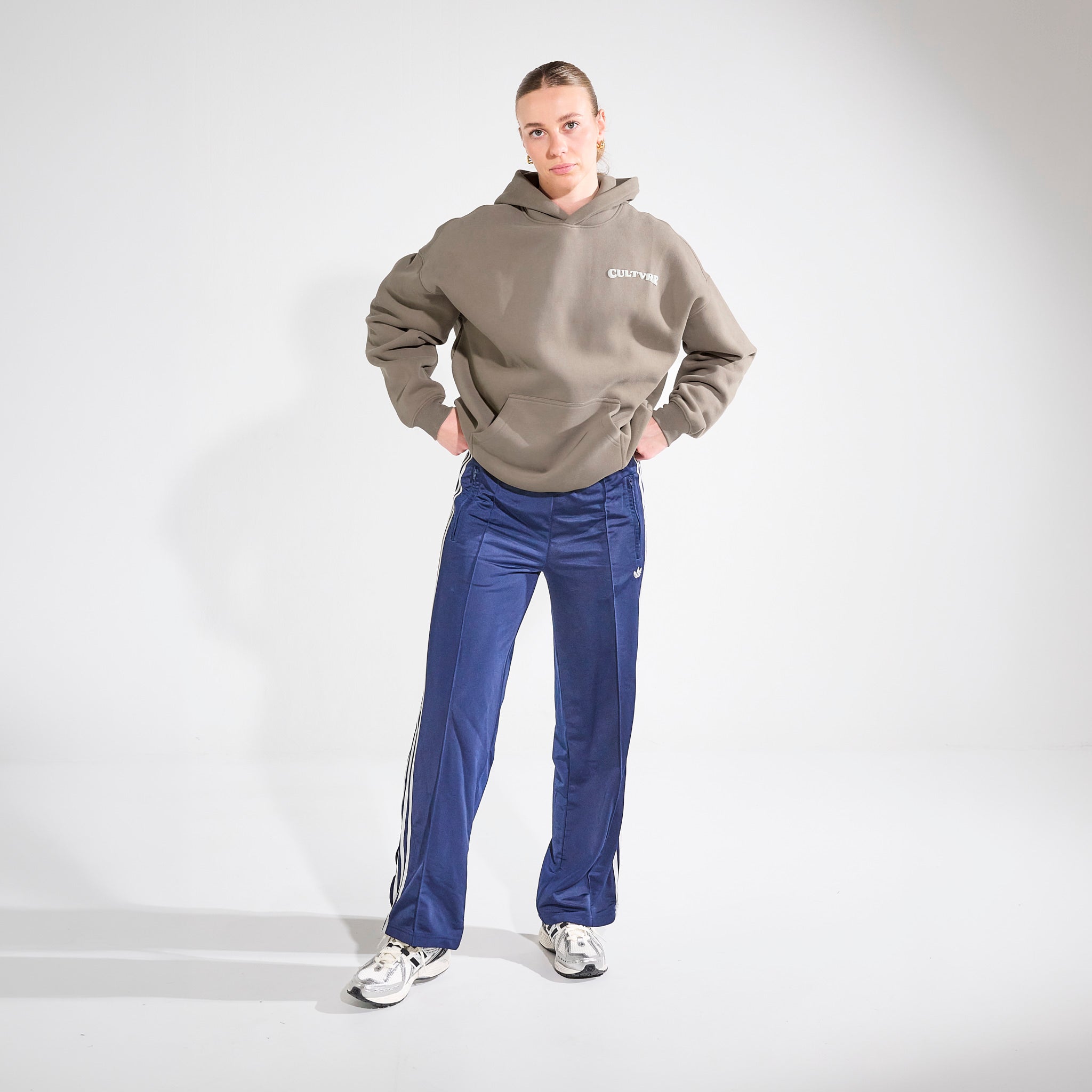 CULTVRE Archway Hoodie Taupe