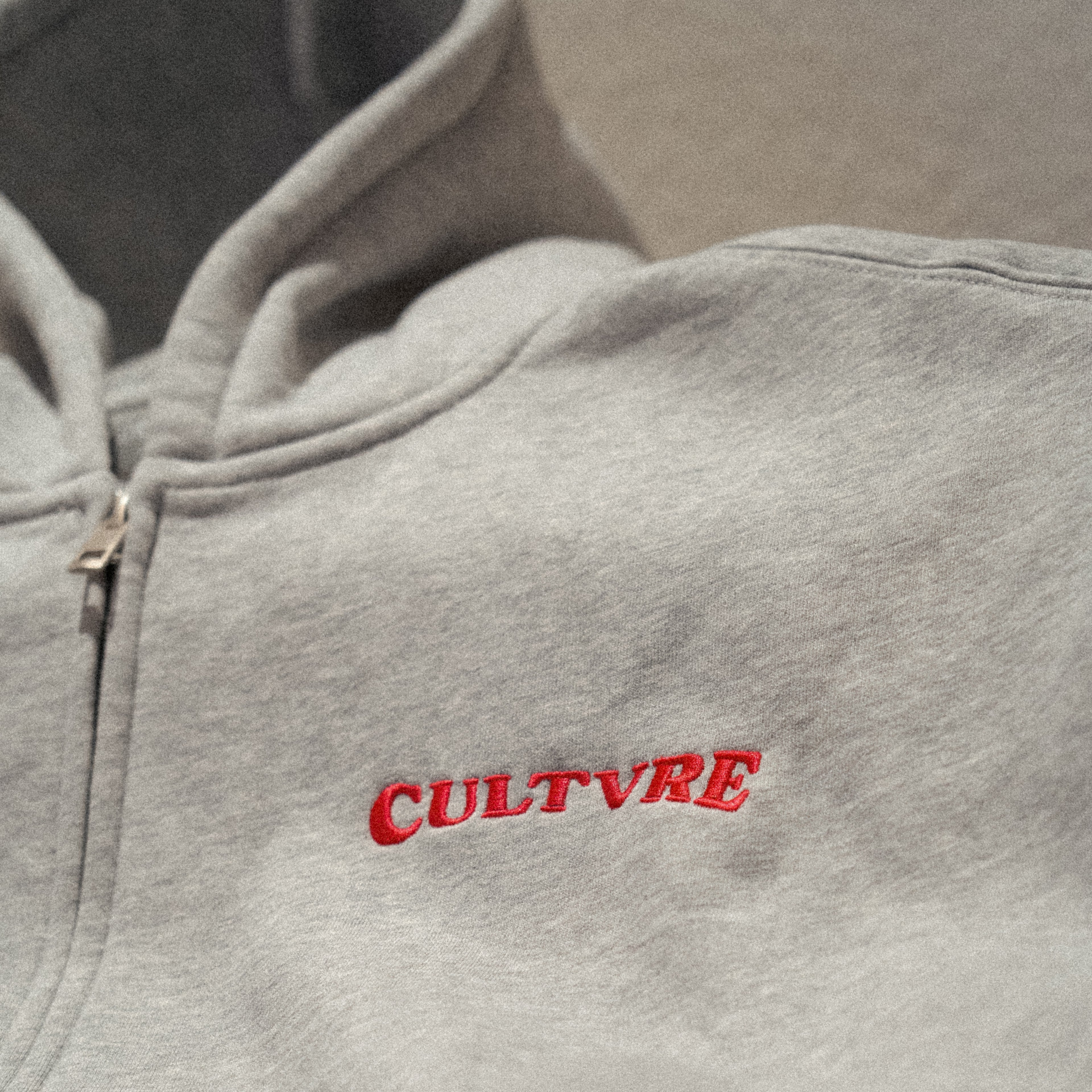 CULTVRE Archway Zipper